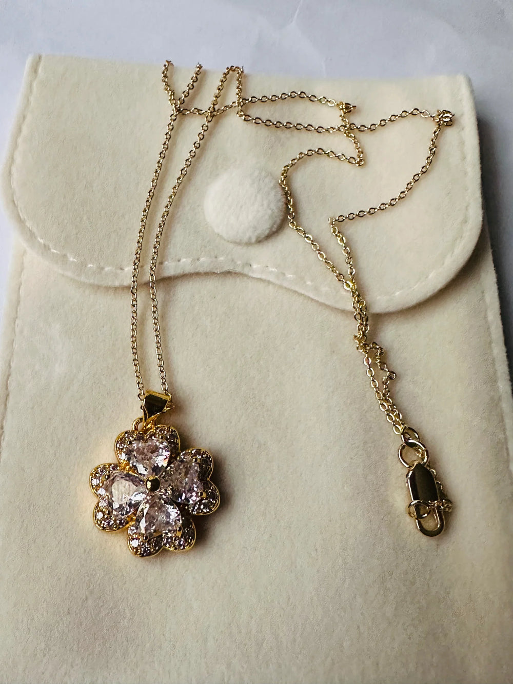 The Morganite Clover Pendant