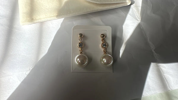 The Lavender Pearl Drop