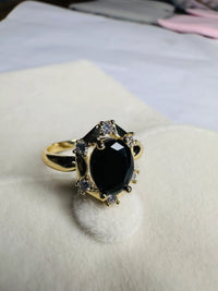 The Onyx Hexagon Halo