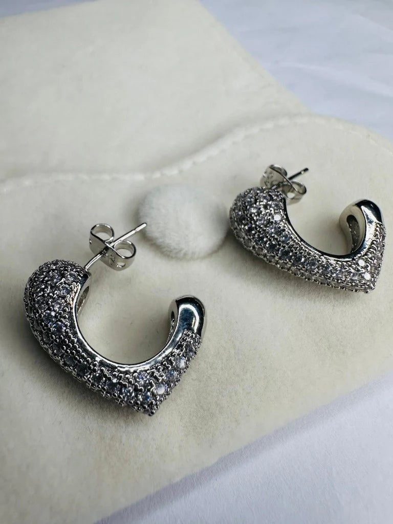 The Pave Open Hoops