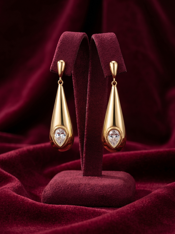 The Golden Teardrop Solitaire