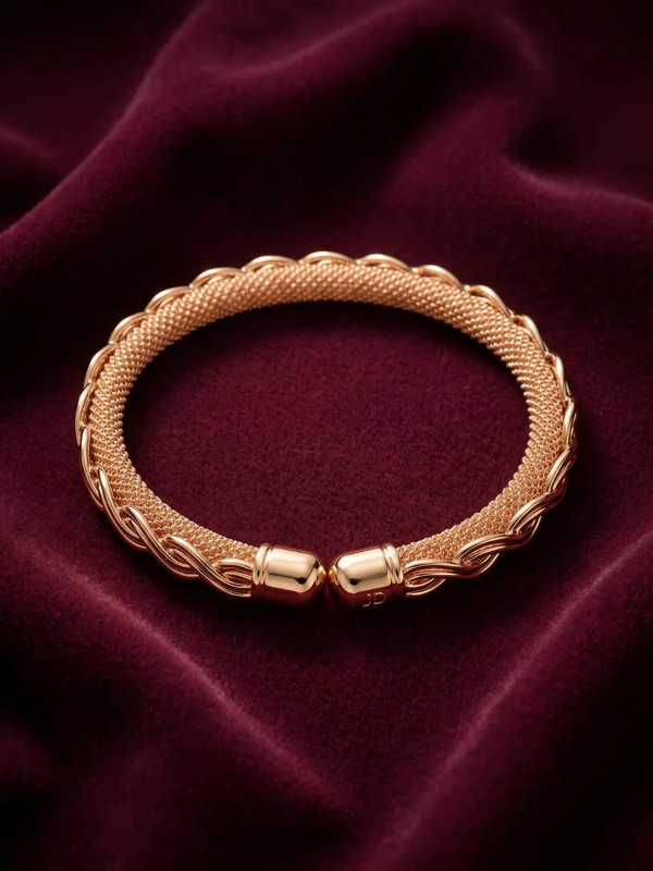 The Twisted Mesh Cuff