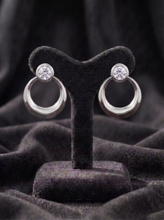 The Luna Solitaire Hoop