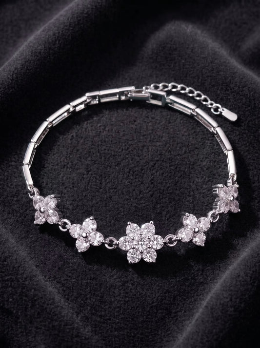 The Polished Flora Station Bracelet